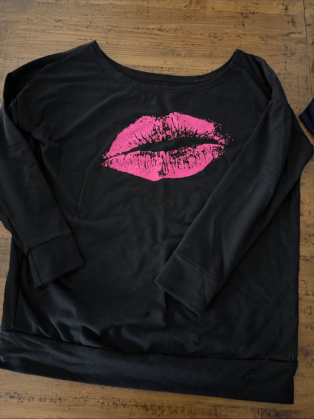 Black Long-Sleeve Top with Pink Lip Print